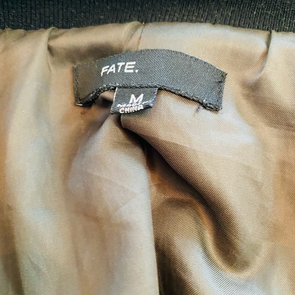 Fate jacket - Picture 10 of 11